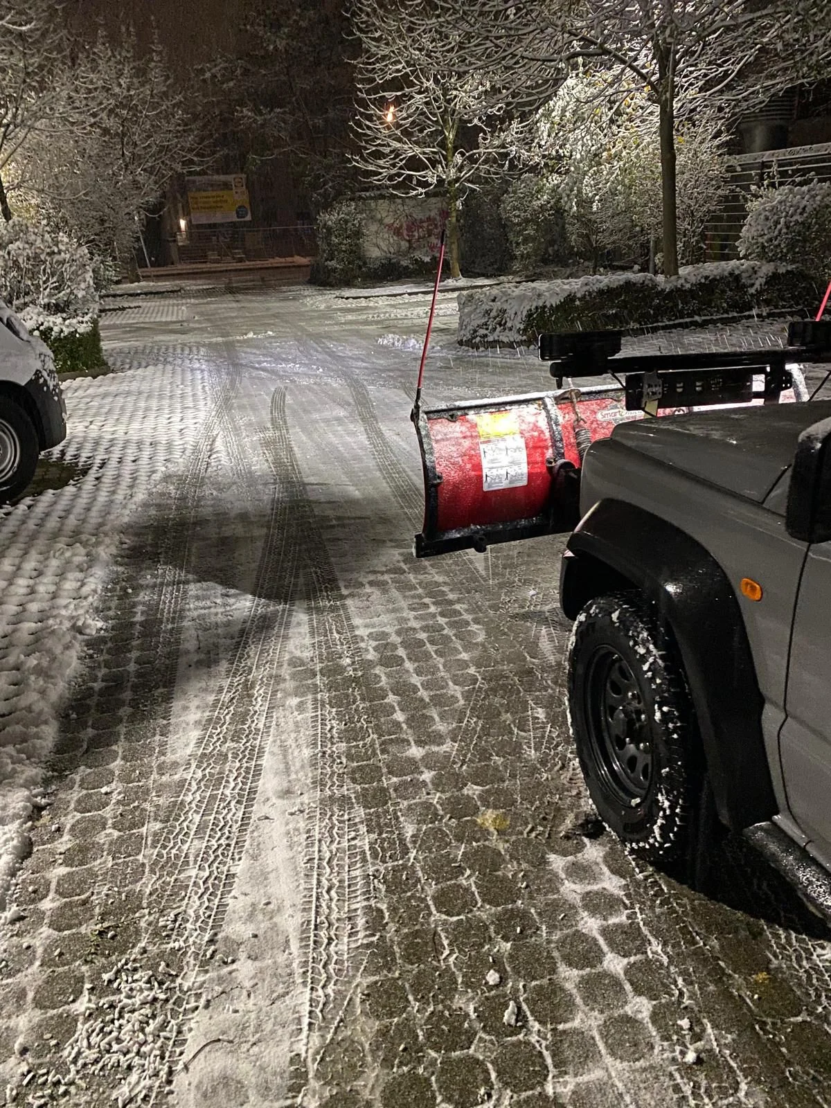 Winterdienst für einen Parkplatz